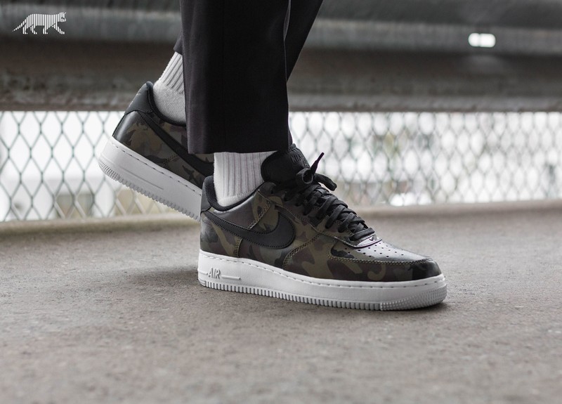 Air force 1 deals olive reflective camo